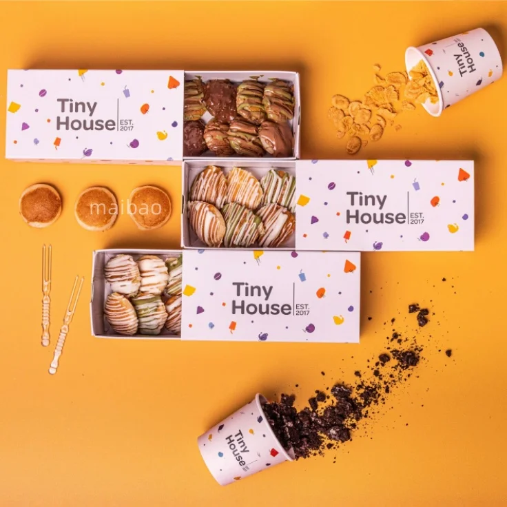 Изготовленные на заказ пищевые шоколадные коробки с разделителями, бумажная коробка для десертного печенья, блинов, общественного питания, упаковочная коробка для вафель