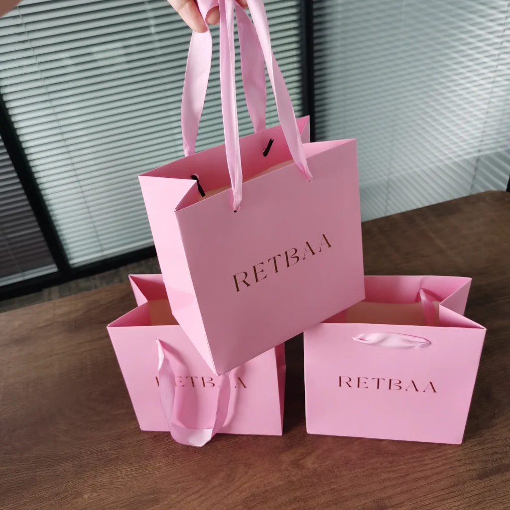 Белый Черный 300gsm Бутик Ювелирных Изделий Свадебная Упаковка Одежда Сумка Для Покупок Роскошный Бренд Подарочные Ювелирные Изделия Бумажный Мешок С Логотипом