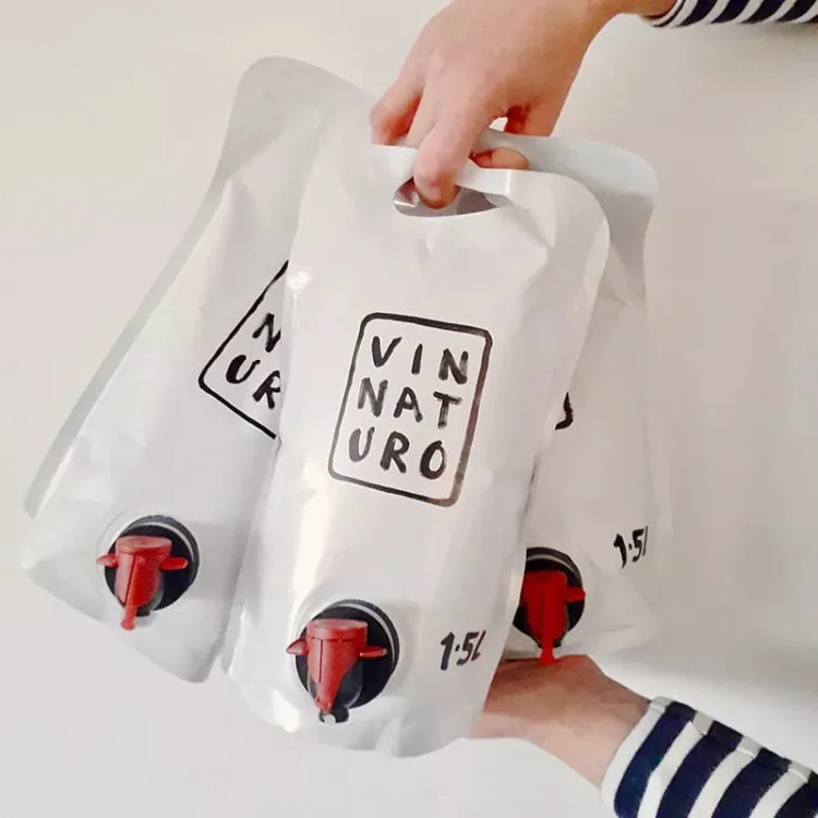 Индивидуальная устойчивая многоразовая упаковка для соков, напитков, пищевых продуктов, биоразлагаемая сумка Pla Pbat для жидкости, стоячий носик с верхним носиком