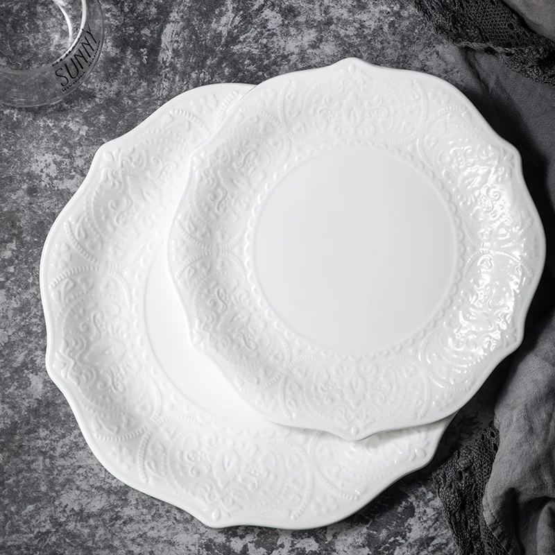 Manufacturer High Quality Irregular Shape Modern Wedding Luxury Tableware Porcelain Plate