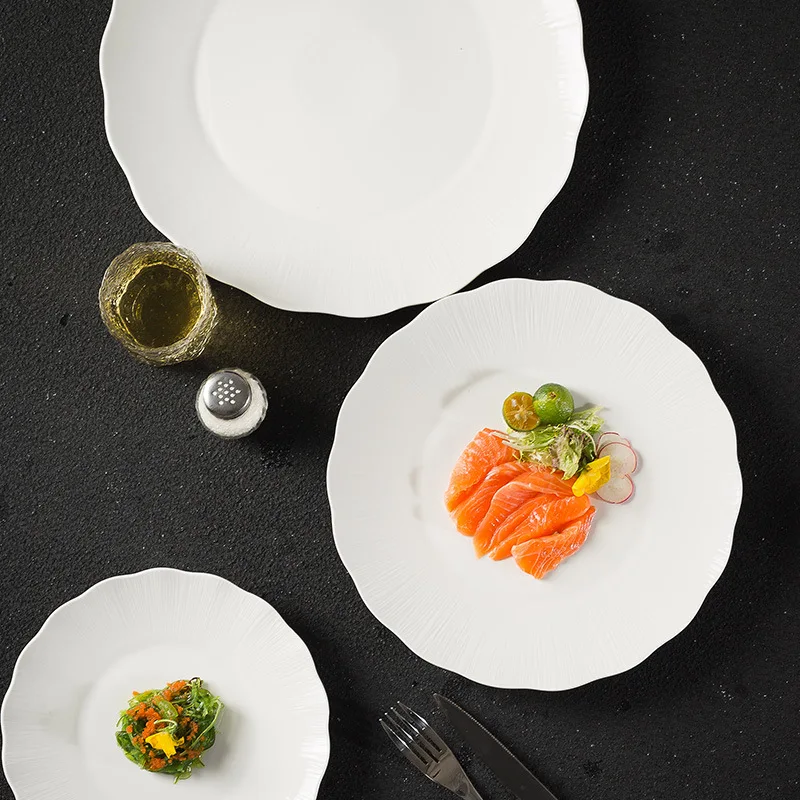 Nordic Style Ceramic Round Plate Dish Sustainable Kitchen Dishes for Party Dinner Set for Service in the Kitchen