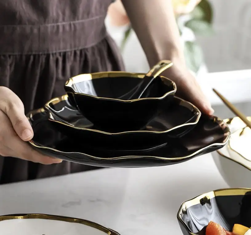 China Suppliers Hot Selling Bulk Hotel Home Restaurant Black White Glazed Porcelain Tableware Set