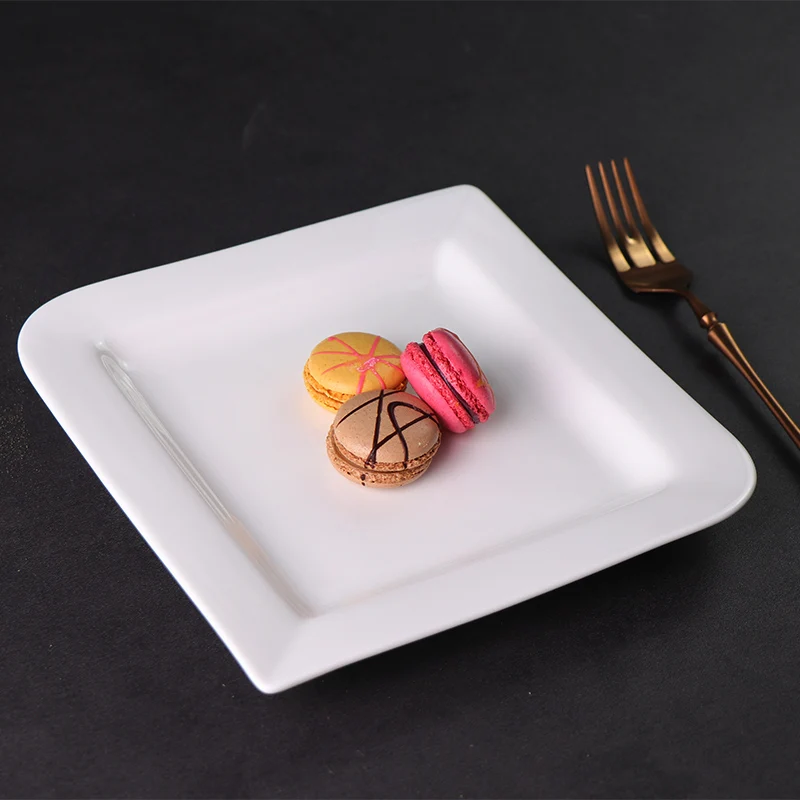 Наборы для авиалиний Керамическая квадратная посуда Тарелка из 18 предметов Фарфоровый фарфоровый сервиз на 6 наборов Malacasa, 30 тарелок и столовая посуда