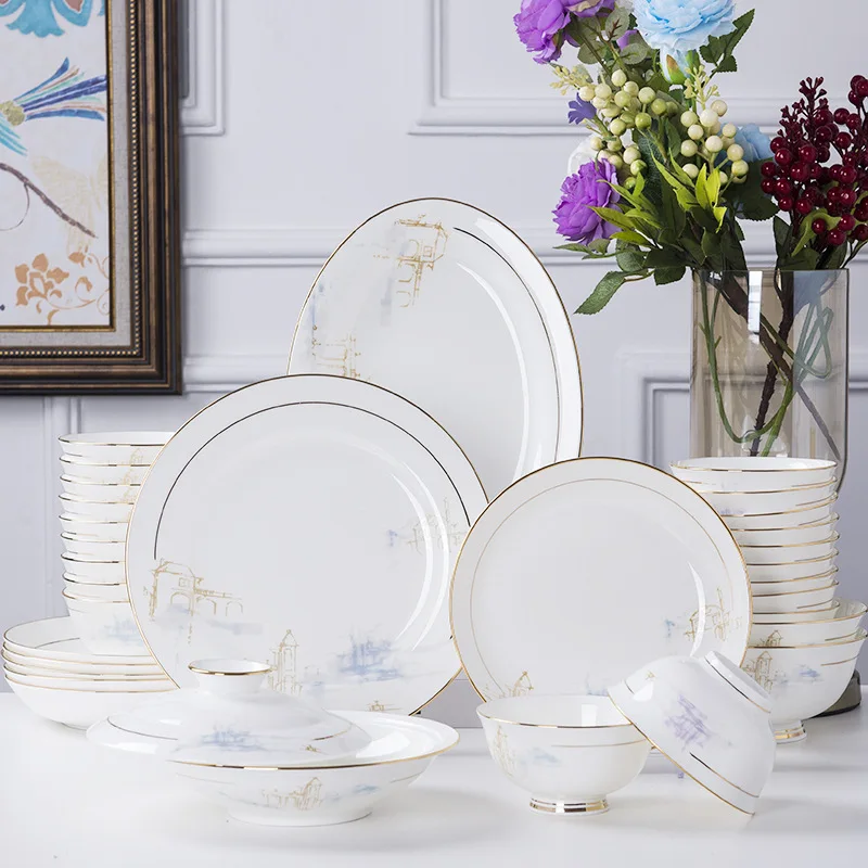 High-End Gold Applique Bone China Porcelain Dinnerware Sets Exquisite Ceramic Tableware for Parties Sustainable High Quality