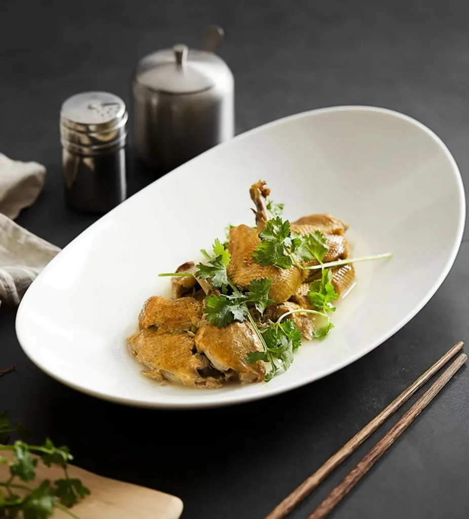 Large White Dinnerware Porcelain Oval Fish Dishes Irregular Boat Shape Plate for Hotel Restaurant