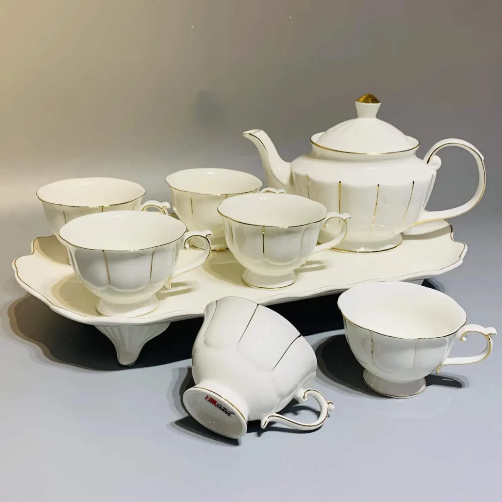 European Luxury Bone Porcelain Afternoon Tea Set Exquisite Gold Edge Ceramic Coffee Cup