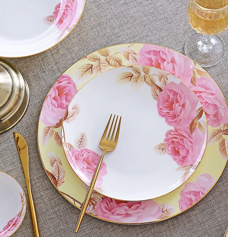 Low Price Wholesale Western Design Dinnerware Sets Bone China Tableware Ceramic Charger Dinner Plate Bowl Dishes Set