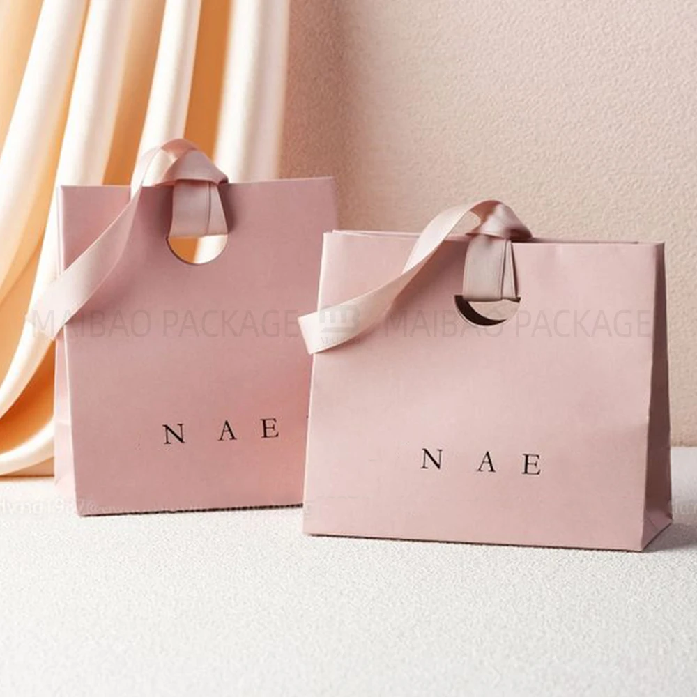 Роскошные черно-розовые картонные бумажные ювелирные изделия с принтом на заказ, подарочная сумка для покупок, оптовая продажа, маленькая белая одежда, косметические бутик-сумки